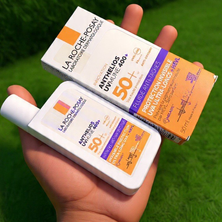 La Roche-Posay Anthelios UVMUNE 400 SPF 50+ Fluide Anti-Taches | 50ml | Invisible Fluid for Dark Spots, Ultra-Long UVA + HEVL Protection, Anti-Oxidant | Made in France